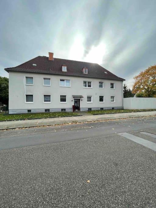 Zentrale Grosse Vollausgestattete Wohnung Fuer Alle Zwecke Perfekt Geeignet Witten Buitenkant foto