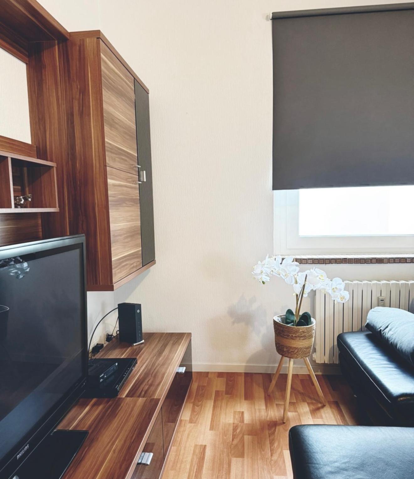 Zentrale Grosse Vollausgestattete Wohnung Fuer Alle Zwecke Perfekt Geeignet Witten Buitenkant foto