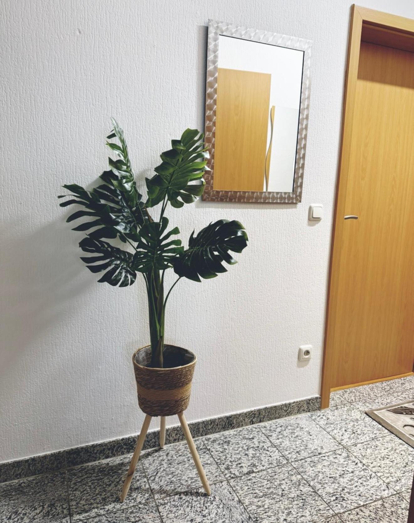 Zentrale Grosse Vollausgestattete Wohnung Fuer Alle Zwecke Perfekt Geeignet Witten Buitenkant foto